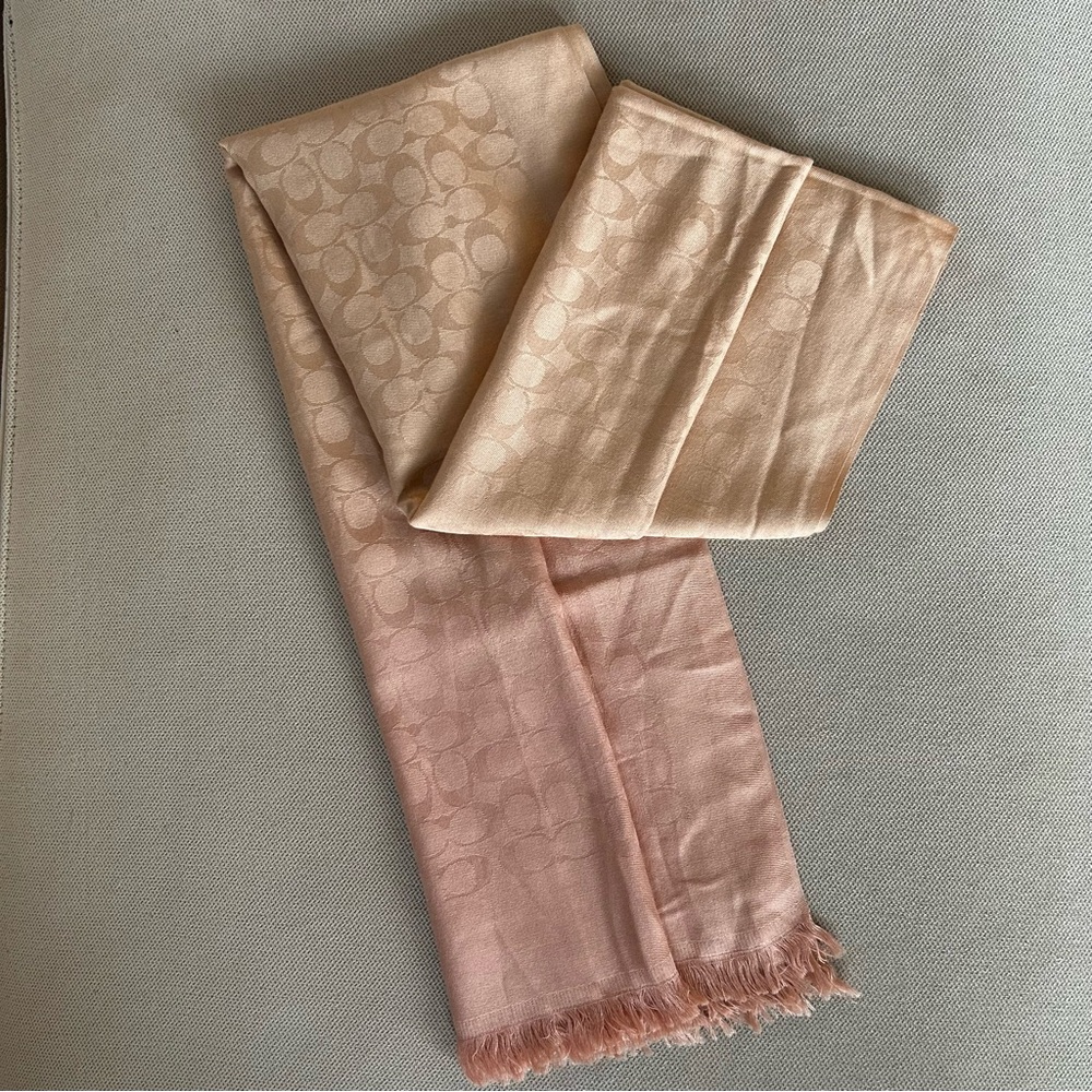 Coach | Signature Ombré Stole